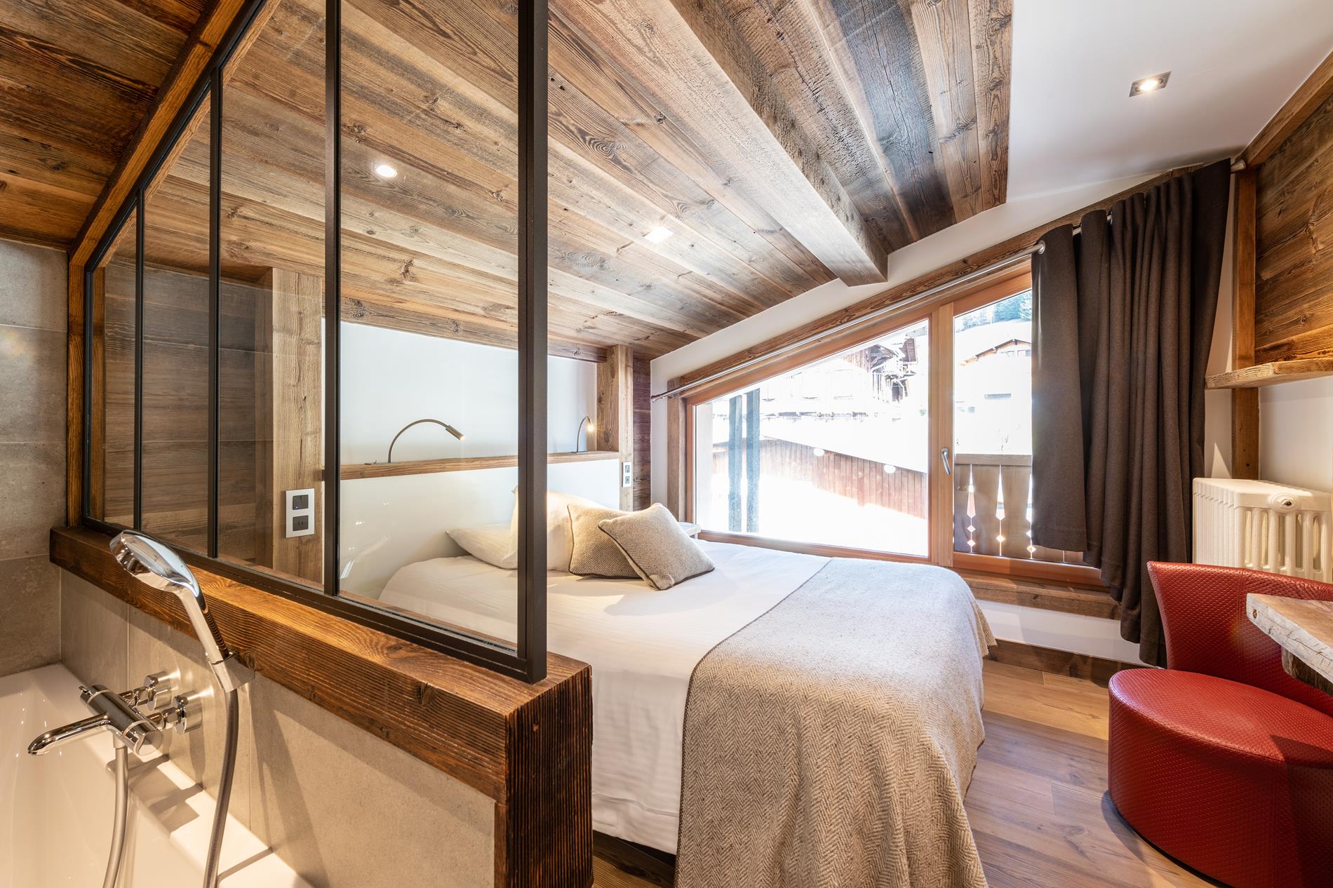 single room hotel petit dru morzine
