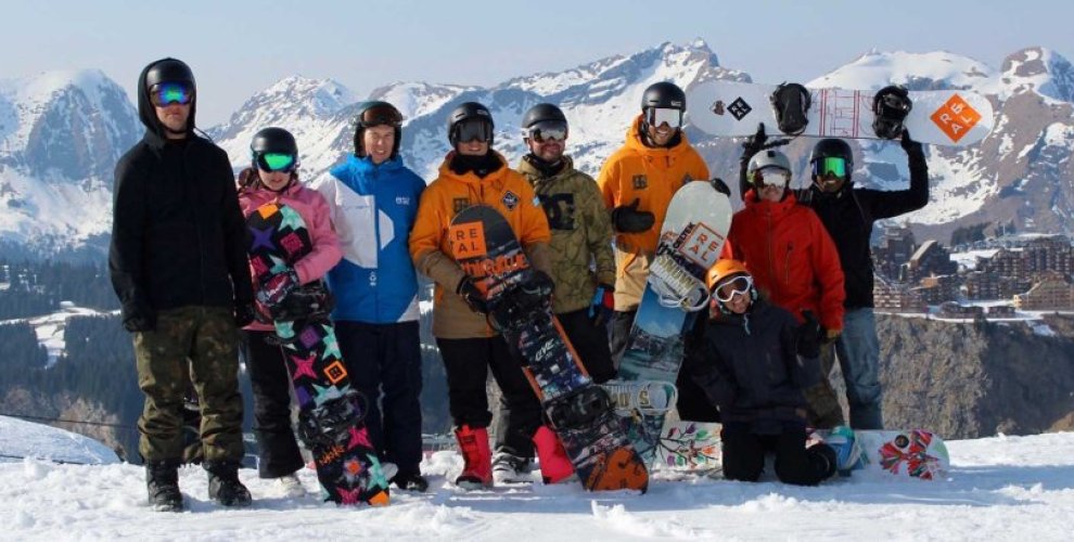 Snowboard lessons in morzine