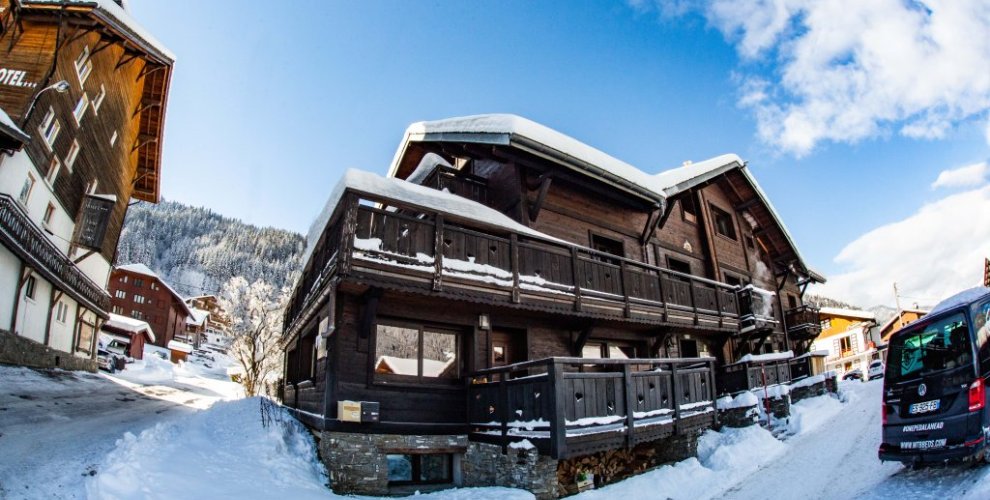large corporate chalet in morzine