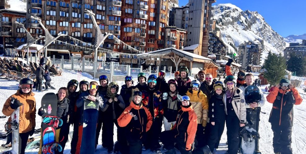 Snowboard lesson in Morzine and Avoriz with REAL.