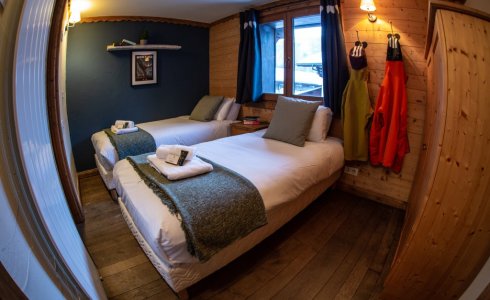 Twin room in Chalet Atlas, Morzine