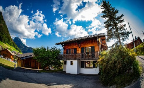 seasonal ski chalet in morzine