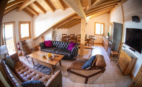 Ski apartment in central Morzine