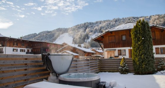 Chalet Five25 Hot Tub in Morzine