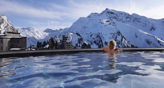 Hotel Mil8 Avoriaz swimming pool