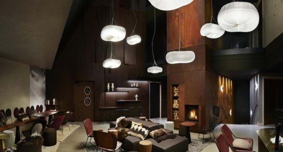 Hotel Mil8 bar lounge