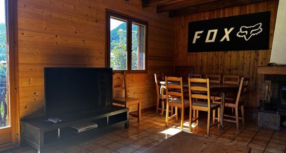 morzine ski season accommodation