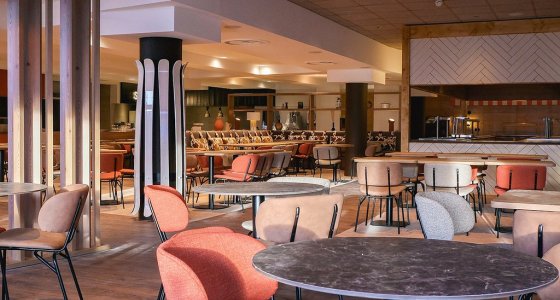 Hotel restaurant and lounge area