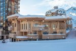 Chalet Aspen Avoriaz chalet exterior snow