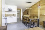 Apartment Neva Avoriaz kitchen dining