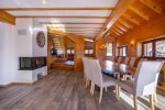 Chalet Arkor Avoriaz dining room