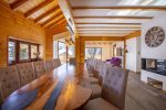 Chalet Arkor Avoriaz dining table