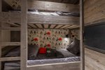 Chalet Aspen Avoriaz bunk room