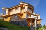 Chalet Arkor Avoriaz chalet side